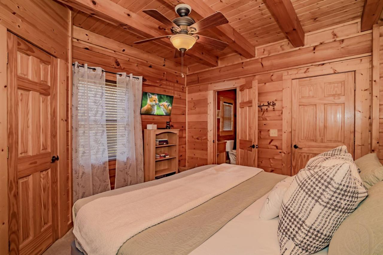*Family Friendly Cabin Near Dollywood! Pigeon Forge Exterior photo